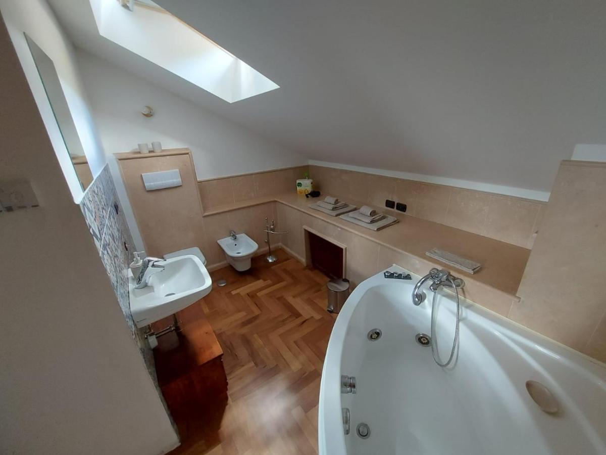 Bnb Bagno Di Bosco Gubbio Exteriör bild
